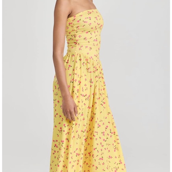 RESA Strapless Dress in Honey 🍯 Yellow with Pink Floral Design - Picture 4 of 7